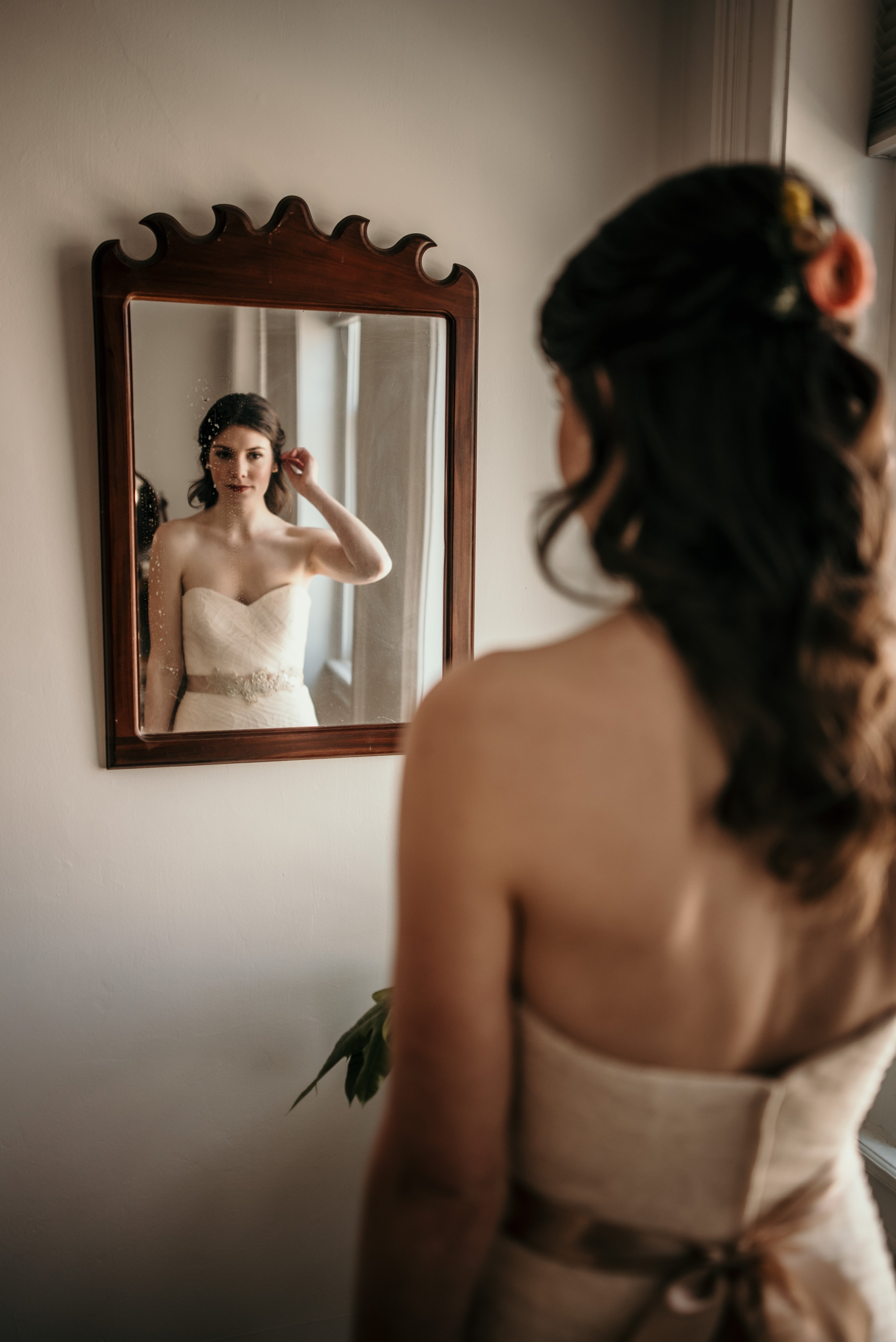 Bride getting ready photos